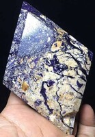 161 g eredeti tekintélyes afrikai sugilit csiszolat 7x7 cm !