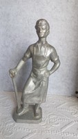 Retro öntödei munkás alumínium szobor, 27,5 cm, 1148 g.
