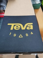 Teva túraszandál 40-es méretben (1)