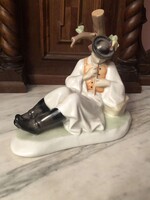 Furulyázó juhász Zsolnay figura