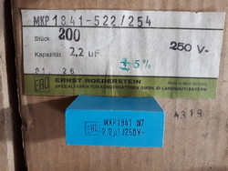 ERO 2,2 uF 250V kondenzátor  MKP 1841 széria