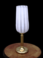 Elegáns asztali lámpa