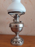 Antik petróleumos lámpa, opál búrával, MAGYAR LÁMPAGYÁR terméke