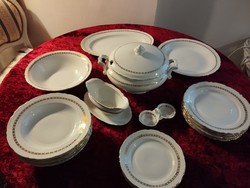 Rendkívül elegáns régi csehszlovák vitrin állapotú  teljes étkészlet