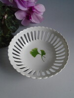 Weimari ginkó bilobás porcelán tálka.