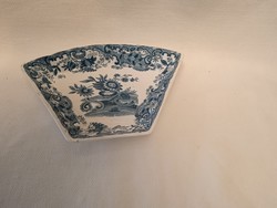 Copeland "May" dekoros kínáló egy darabja