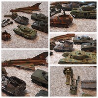 Háborús makettek tankok, hadihajók stb.