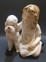 Kislány kutyával porcelán figura