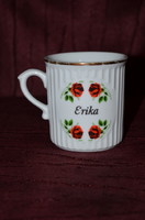 Neves bögre ( Erika )
