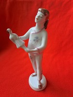 RITKA, HIBÁTLAN! Hollóházi pizsamás lány babával porcelán figura