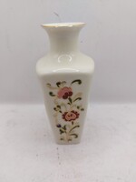 Vajszínű Zsolnay porcelán virágos váza 14.5 cm-es. 7891