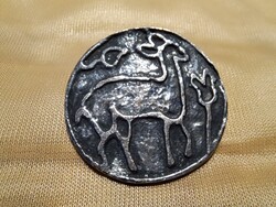Őzikés fém kitűző/fibula