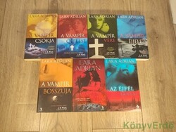 Lara Adrian: Éjfél szülöttei sorozat 1-7.