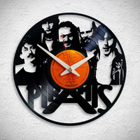 Piramis – bakelit falióra