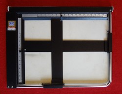 Fotólabor kellék, képszegély keretező fotó előhívásához