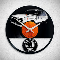 Skoda Favorit – bakelit falióra
