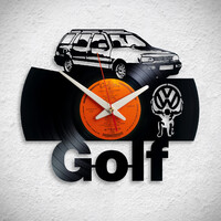 VW Golf kombi No1 – bakelit falióra