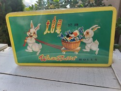 Vintage,retro, ikonikus White Rabbit Rolls fém cukorkásdoboz_China