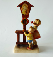 ANTIK  HÁBORÚ ELŐTTI HUMMEL SZOBROCSKA " BEI MUTTER MARIA,MARTERL" 1923/1