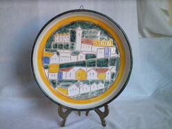 Kerek kerámia városképes falitányér, falidísz