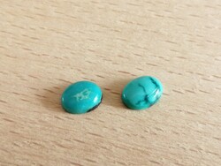 2.7ct Valódi Természetes Türkiz kaboson 2db