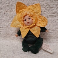 Anne Geddes nárcisz baba