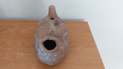 (VBL2) Régi kerámia mécses (?)