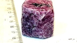Rubin korund kristály- 55g -  akár ékszerkészítéshez - Gyűjtői darab