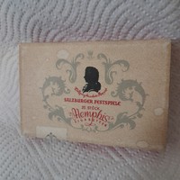 Memphis Cigaretta tartó doboz.