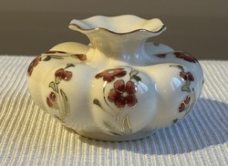 Zsolnay porcelán virágmintás gerezdes váza