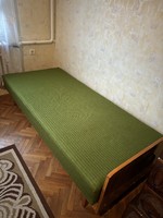 Gyönyörű mid-century  retro ágyneműtartós heverő  ágy nosztalgia
