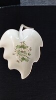 Hollóházi hortenzia mintás levél alakú porcelán gyűrűtartó vajszínű tálka