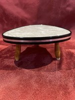 Retro háromlábú virágtartó (4)