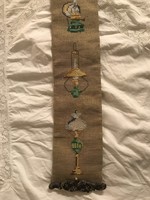 TŰGOBELIN - RÉZ - LÁMPÁK - 53 x 10 cm - FALI DÍSZ - KÉZIMUNKA - RÉGI - OSZTRÁK -