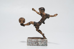 Zocskár Andrea (1978-):  Kis focista.