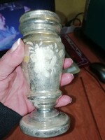 Foncsorozott huta üveg