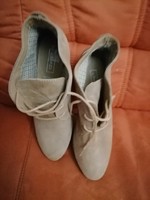 Szebbnél szebbek molett nálam szélesebb magasabb lábra is elegáns alkalmi is finom bőr bokacipő  40