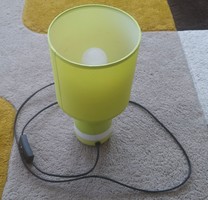 Asztali lámpa ( gyerekszobába, pl. )