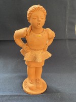 Illár Erzsébet terrakotta szobor, figura