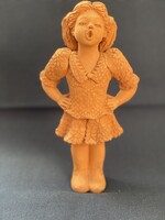 Illár Erzsébet terrakotta szobor, figura