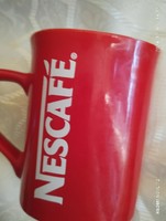 Nescafé csésze