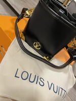 Lois Vuitton táska