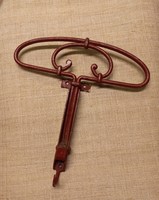 Antik kovácsoltvas helytakarékos fogas