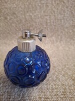 Antik kobaltkék üveg fém tetővel.Art deco parfümös üveg .A pumpa része hiànyzik !