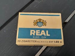 Bontatlan puha dobozos retro cigaretta