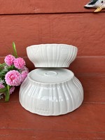24.5 cm  és 22 cm Gyönyörű  Zsolnay  fehér  porcelán pogácsástál tál pörköltes levesestál nosztalgia
