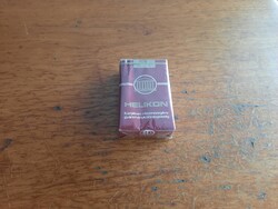 Retro bontatlan Helikon cigaretta