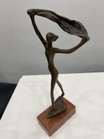 Borsos Miklós bronz szobor