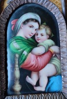 Antik áttört fa házi oltár,  porcelánra festett Madonna gyermekével ( Raffaelo másolat )