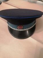 Rendőr tányérsapka